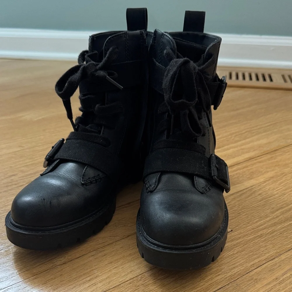 UGG Black Leather Lace-Up Ankle Boots with Buckle - Picture 2 of 6